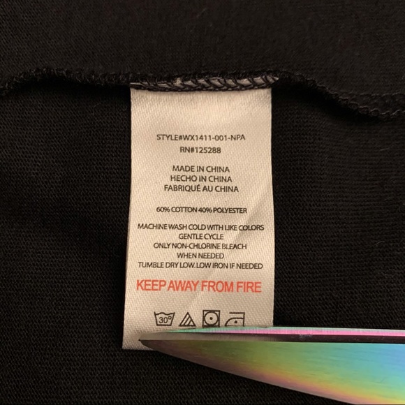 Rae Dunn “LOVE” T-Shirt in Classic Black - Picture 9 of 10